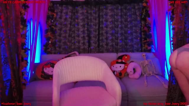 Gallery image thumbnail from Seynt's myfreecams stream on, 10/18/2025, 06:51 image 15 of 20