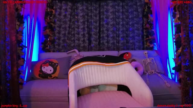 Gallery image thumbnail from Seynt's myfreecams stream on, 10/18/2025, 22:07 image 14 of 20