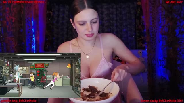 Gallery image thumbnail from Seynt's myfreecams stream on, 10/27/2025, 24:45 image 2 of 20
