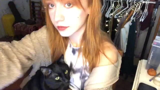 Gallery image thumbnail from Sia_A's myfreecams stream on, 09/12/2024, 11:04 image 4 of 20
