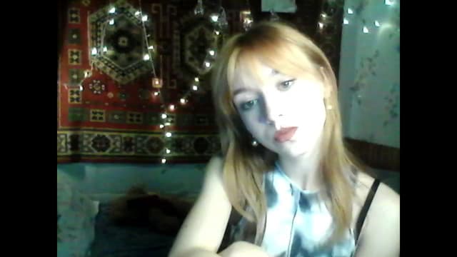 Gallery image thumbnail from Sia_A's myfreecams stream on, 10/13/2024, 15:20 image 15 of 20