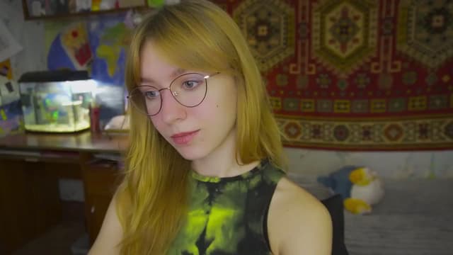 Gallery image thumbnail from Sia_A's myfreecams stream on, 11/12/2025, 20:28 image 8 of 20