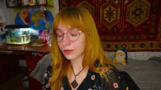 Gallery image thumbnail from Sia_A's myfreecams stream on, 12/04/2025, 22:37 image 6 of 20