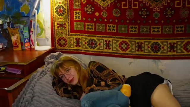 Gallery image thumbnail from Sia_A's myfreecams stream on, 12/16/2025, 22:40 image 8 of 20
