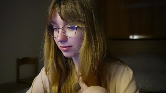 Gallery image thumbnail from Sia_A's myfreecams stream on, 05/11/2026, 22:44 image 18 of 20