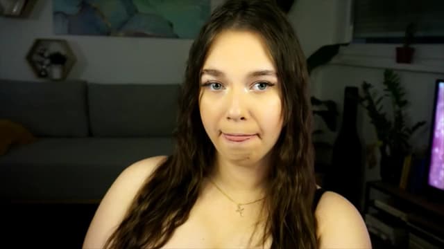 Gallery image thumbnail from Sisii's myfreecams stream on, 04/26/2026, 18:29 image 17 of 20