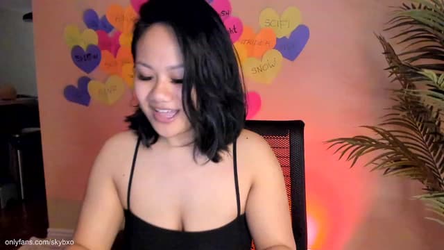 Gallery image thumbnail from SkyB_'s myfreecams stream on, 02/17/2023, 03:02 image 12 of 20