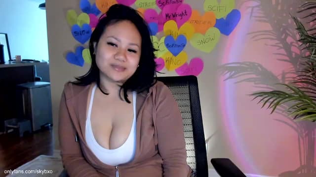 Gallery image thumbnail from SkyB_'s myfreecams stream on, 02/25/2023, 22:02 image 9 of 20