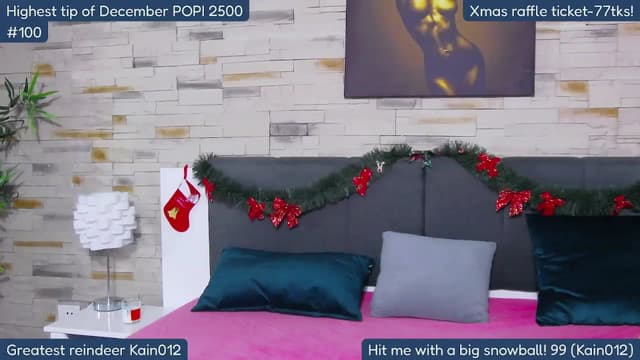 Gallery image thumbnail from SkyV_'s myfreecams stream on, 12/22/2022, 17:15 image 5 of 20