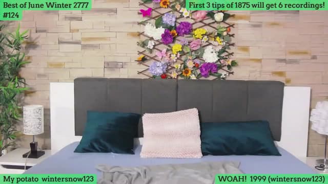 Gallery image thumbnail from SkyV_'s myfreecams stream on, 06/18/2023, 19:51 image 7 of 20