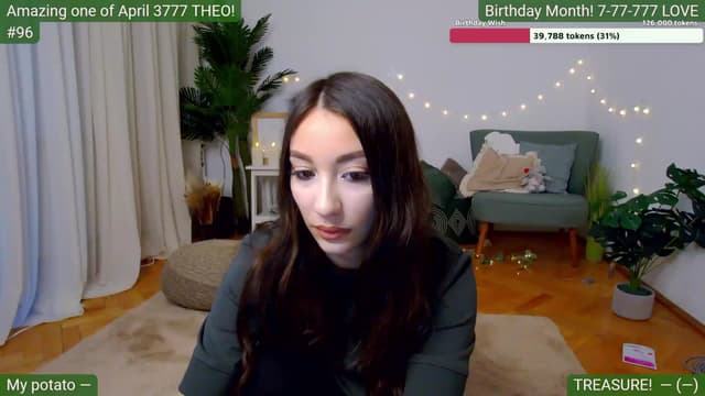 Gallery image thumbnail from SkyV_'s myfreecams stream on, 04/08/2024, 17:07 image 5 of 20