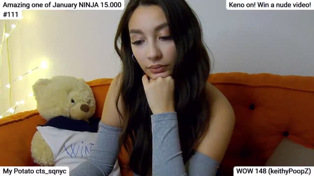 Gallery image thumbnail from SkyV_'s myfreecams stream on, 01/30/2025, 18:50 image 16 of 20