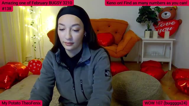 Gallery image thumbnail from SkyV_'s myfreecams stream on, 02/18/2025, 22:21 image 14 of 20
