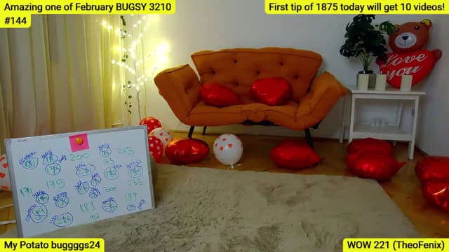 Gallery image thumbnail from SkyV_'s myfreecams stream on, 02/19/2025, 21:22 image 4 of 20