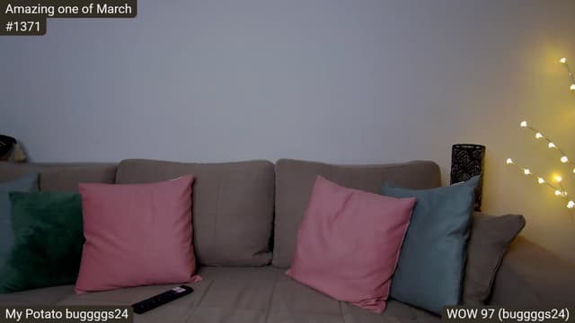 Gallery image thumbnail from SkyV_'s myfreecams stream on, 03/02/2025, 19:34 image 6 of 20