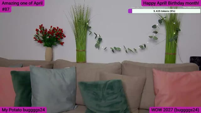 Gallery image thumbnail from SkyV_'s myfreecams stream on, 04/01/2025, 19:23 image 11 of 20