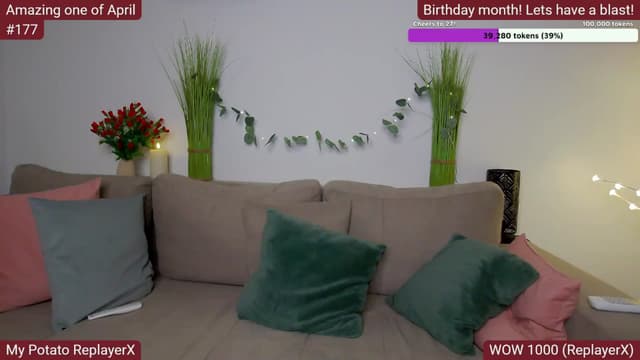 Gallery image thumbnail from SkyV_'s myfreecams stream on, 04/10/2025, 20:16 image 18 of 20