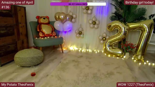 Gallery image thumbnail from SkyV_'s myfreecams stream on, 04/13/2025, 20:03 image 17 of 20