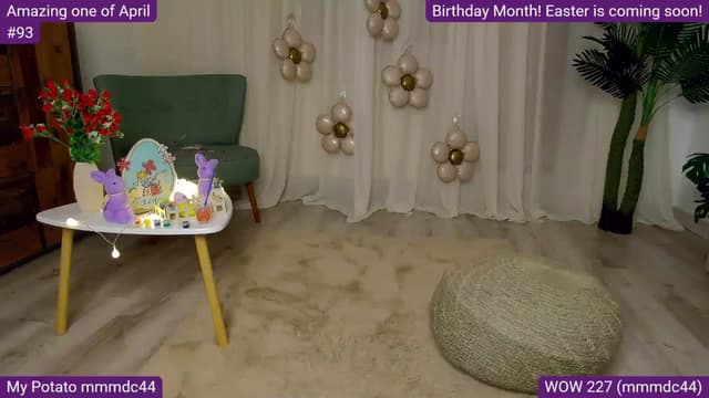 Gallery image thumbnail from SkyV_'s myfreecams stream on, 04/16/2025, 18:38 image 17 of 20