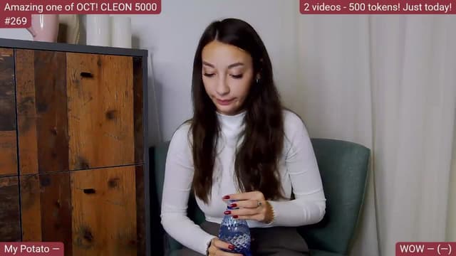 Gallery image thumbnail from SkyV_'s myfreecams stream on, 10/22/2025, 18:26 image 2 of 20