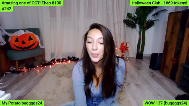 Gallery image thumbnail from SkyV_'s myfreecams stream on, 10/29/2025, 20:16 image 2 of 20