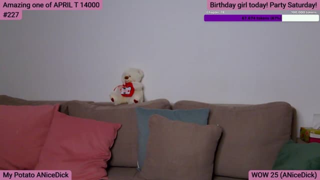 Gallery image thumbnail from SkyV_'s myfreecams stream on, 04/16/2026, 20:01 image 6 of 20