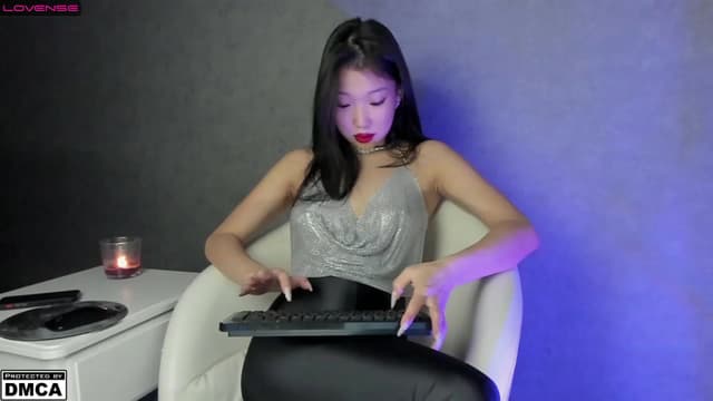 Gallery image thumbnail from SonMi's myfreecams stream on, 01/30/2023, 11:04 image 18 of 20