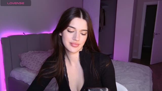 Gallery image thumbnail from Sonyx's myfreecams stream on, 12/27/2024, 23:50 image 8 of 20