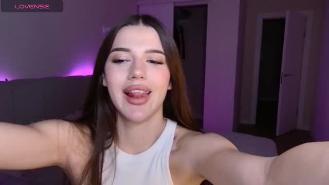 Gallery image thumbnail from Sonyx's myfreecams stream on, 12/28/2024, 22:37 image 14 of 20
