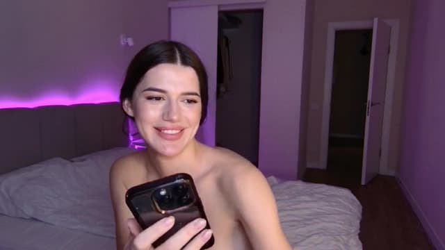 Gallery image thumbnail from Sonyx's myfreecams stream on, 01/02/2025, 23:06 image 17 of 20