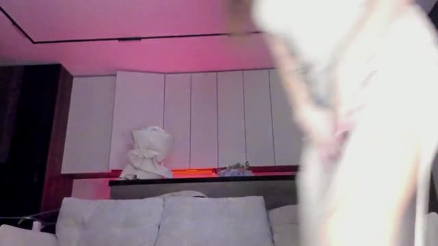 Gallery image thumbnail from Sonyx's myfreecams stream on, 07/25/2025, 19:47 image 13 of 20