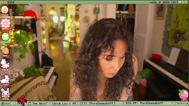 Gallery image thumbnail from TERRA's myfreecams stream on, 04/17/2025, 02:19 image 5 of 20
