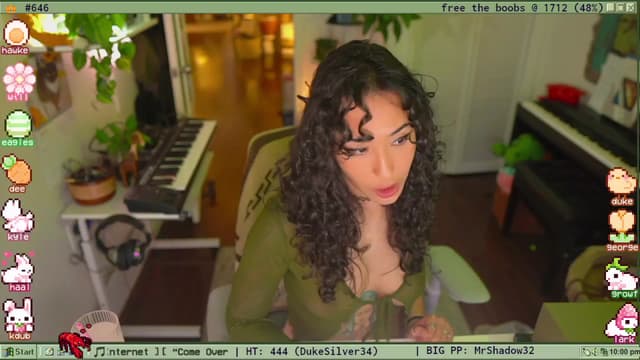 Gallery image thumbnail from TERRA's myfreecams stream on, 04/25/2025, 03:15 image 10 of 20