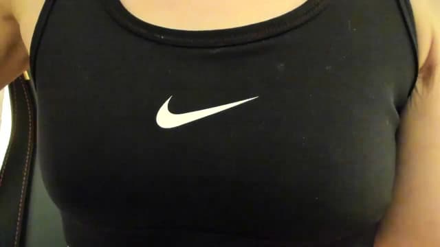 Gallery image thumbnail from Tanya's myfreecams stream on, 05/25/2024, 13:41 image 8 of 20