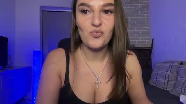 Gallery image thumbnail from Teiaa's myfreecams stream on, 10/25/2025, 18:40 image 16 of 20