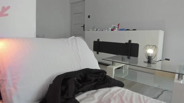 Gallery image thumbnail from Tenar's myfreecams stream on, 08/26/2025, 10:21 image 19 of 20