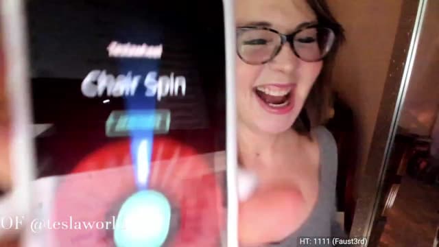 Gallery image thumbnail from Tesla's myfreecams stream on, 11/19/2022, 18:16 image 2 of 20