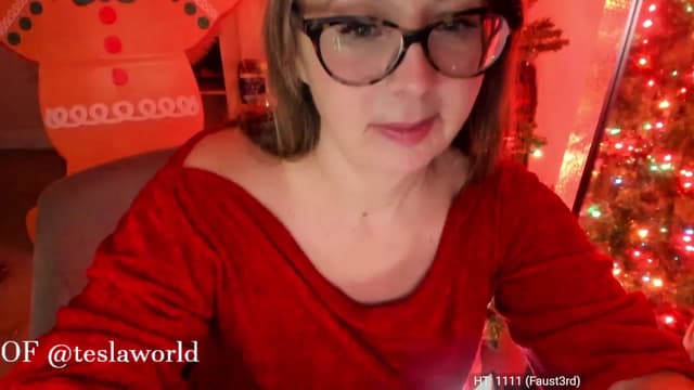 Gallery image thumbnail from Tesla's myfreecams stream on, 12/17/2022, 06:36 image 17 of 20