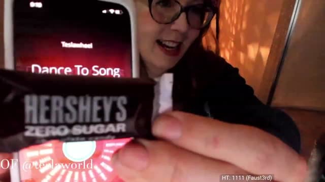 Gallery image thumbnail from Tesla's myfreecams stream on, 02/04/2023, 06:11 image 5 of 20