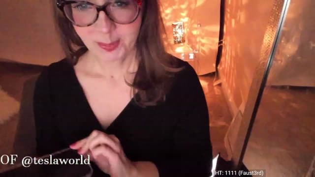 Gallery image thumbnail from Tesla's myfreecams stream on, 02/18/2023, 05:57 image 3 of 20