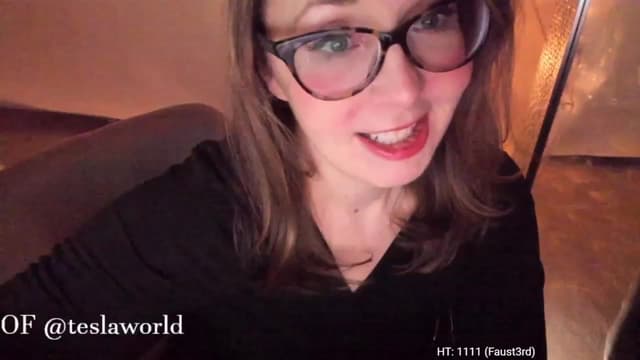 Gallery image thumbnail from Tesla's myfreecams stream on, 02/18/2023, 05:57 image 4 of 20