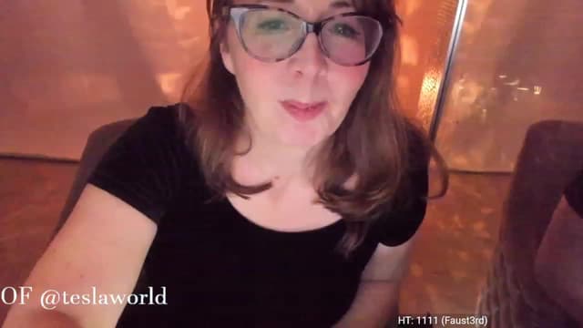 Gallery image thumbnail from Tesla's myfreecams stream on, 03/26/2023, 05:30 image 11 of 20