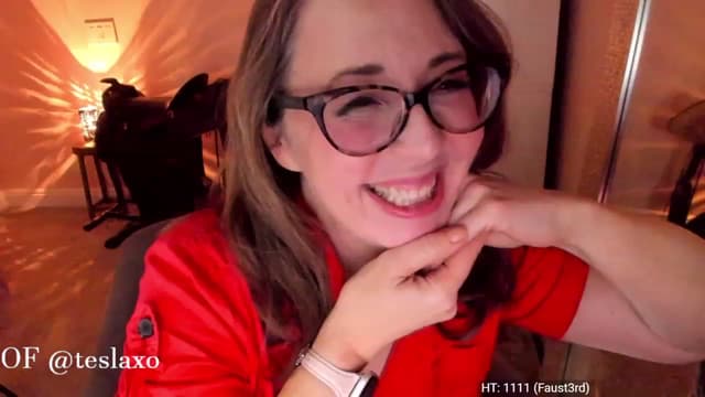 Gallery image thumbnail from Tesla's myfreecams stream on, 06/04/2023, 05:25 image 14 of 20
