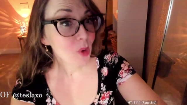 Gallery image thumbnail from Tesla's myfreecams stream on, 06/17/2023, 05:12 image 8 of 20