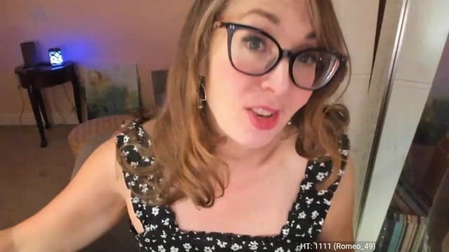 Gallery image thumbnail from Tesla's myfreecams stream on, 10/08/2023, 05:07 image 13 of 20