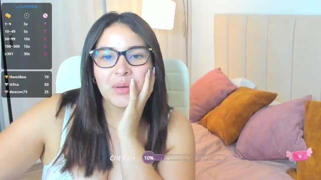 Gallery image thumbnail from Tesss's myfreecams stream on, 06/11/2025, 03:58 image 6 of 20