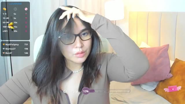Gallery image thumbnail from Tesss's myfreecams stream on, 06/18/2025, 05:25 image 1 of 20