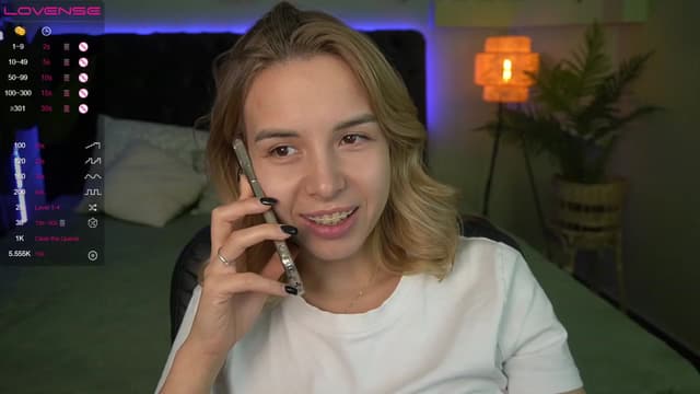 Gallery image thumbnail from Tilli's myfreecams stream on, 12/04/2023, 13:35 image 3 of 20
