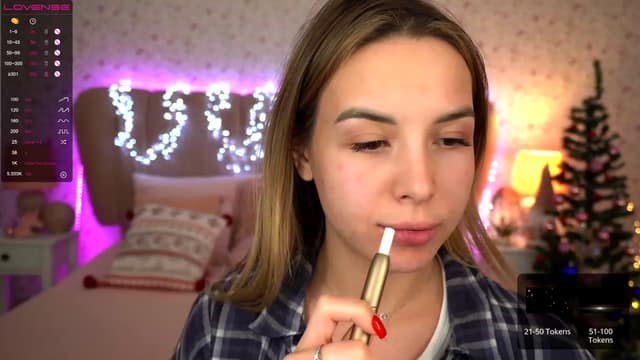 Gallery image thumbnail from Tilli's myfreecams stream on, 01/10/2024, 11:05 image 8 of 20