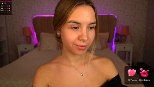 Gallery image thumbnail from Tilli's myfreecams stream on, 02/08/2024, 12:14 image 3 of 20